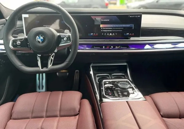 BMW Seria 7 cena 669000 przebieg: 5, rok produkcji 2023 z Rumia małe 172
